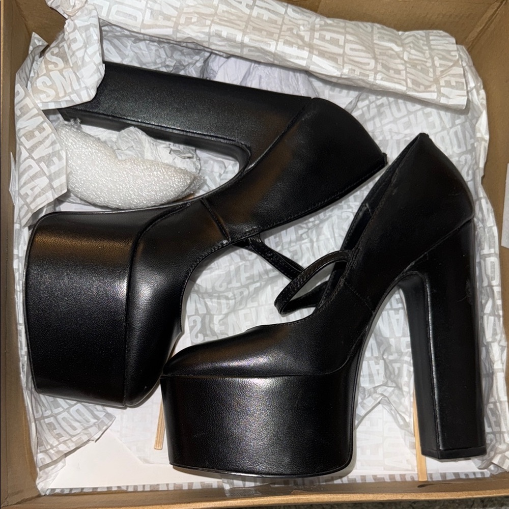 Stylish Black Platform Heels